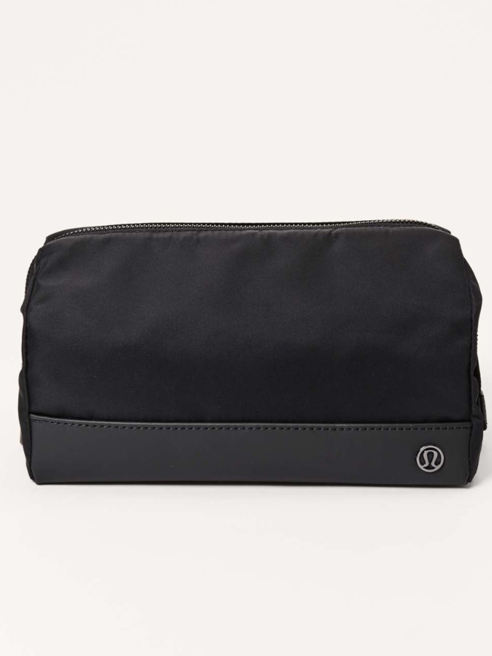 NWT Lululemon Everywhere Kit *4L Black